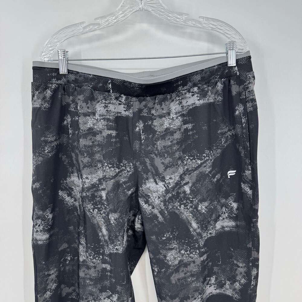 NEW Fabletics The Fundamental Pant Men's XL Black Noise Camo Gray Stretch - Picture 2 of 7